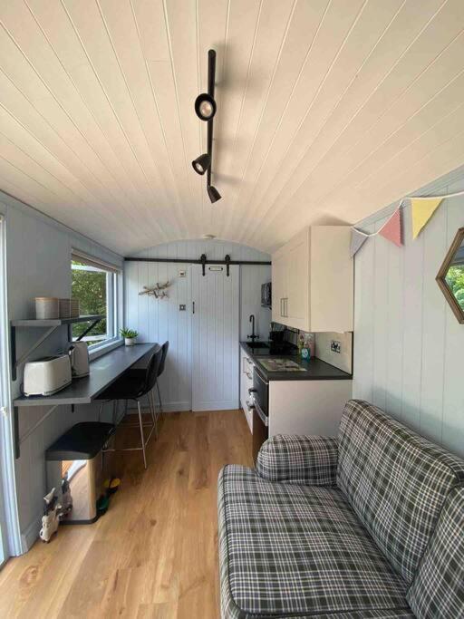 Drakes Mead Retreat - Shepherd'S Hut Axminster Exteriör bild